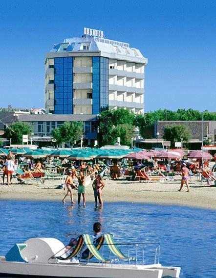 Hotel Nettuno Каттолика Экстерьер фото
