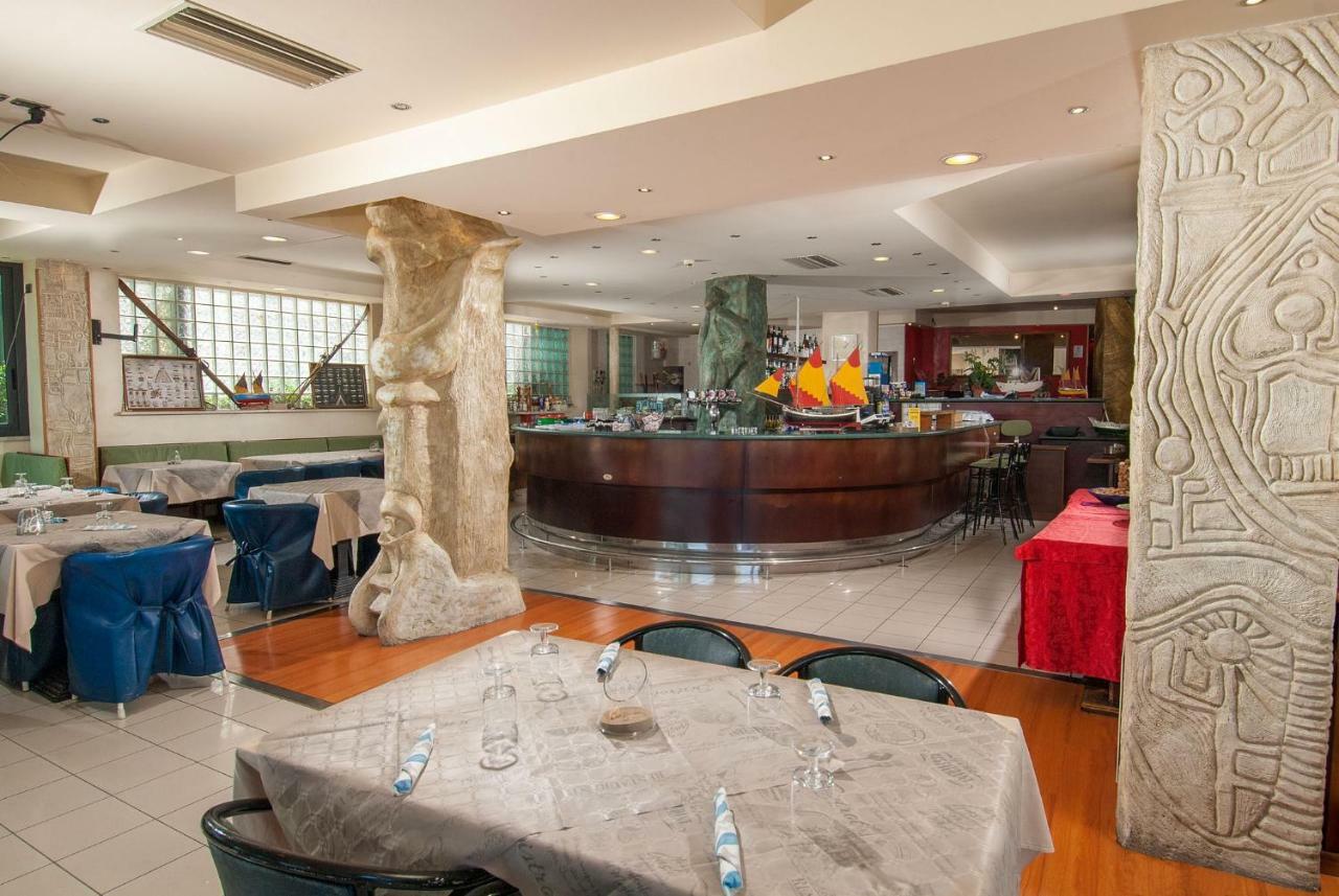 Hotel Nettuno Каттолика Экстерьер фото
