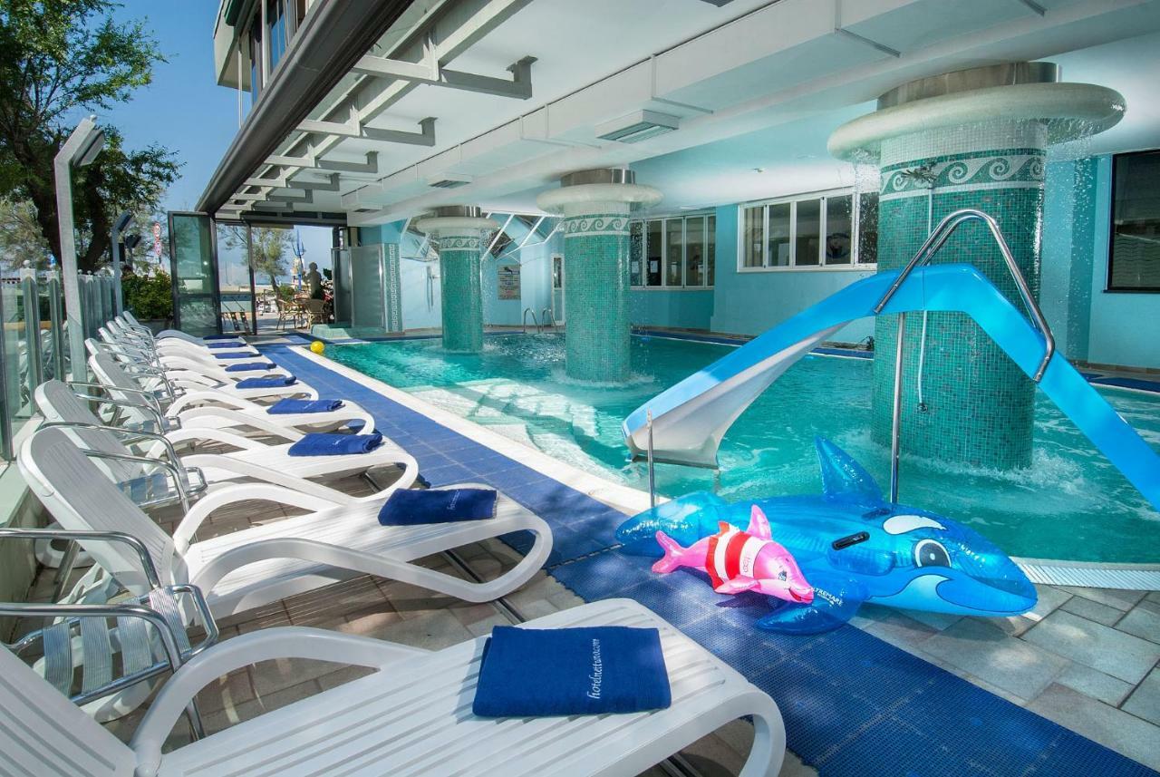 Hotel Nettuno Каттолика Экстерьер фото