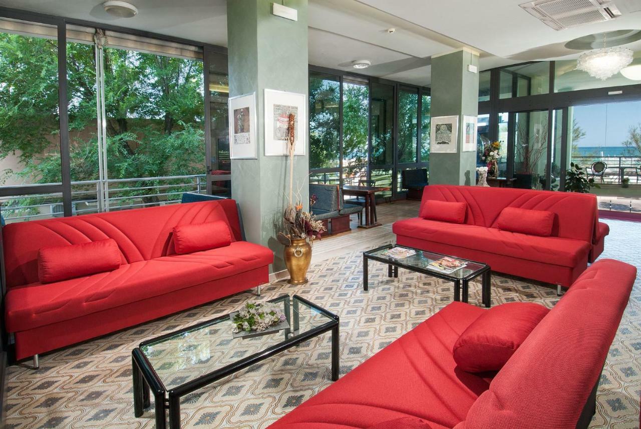 Hotel Nettuno Каттолика Экстерьер фото