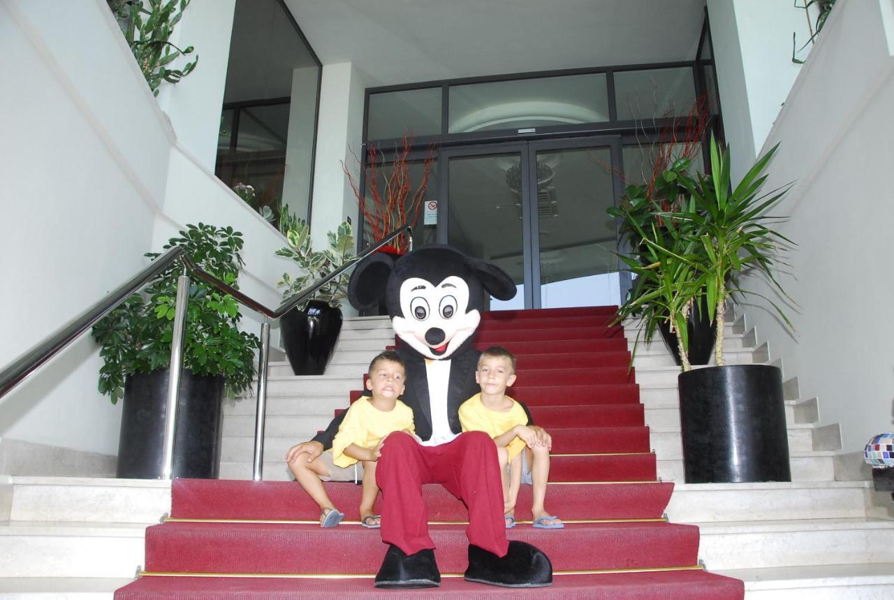 Hotel Nettuno Каттолика Экстерьер фото