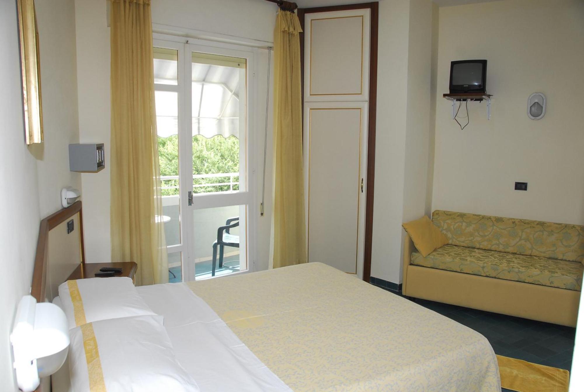 Hotel Nettuno Каттолика Экстерьер фото